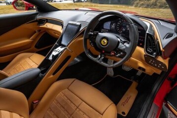 Ferrari Roma Spider, 2025