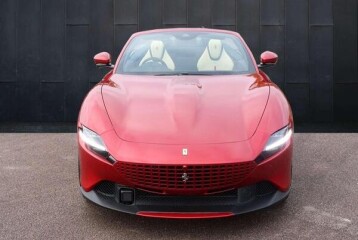 Ferrari Roma Spider, 2025