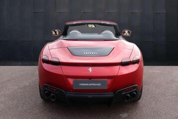 Ferrari Roma Spider, 2025