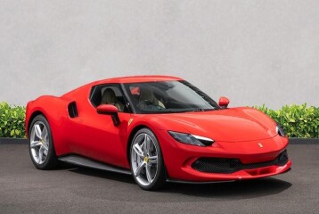Ferrari 296 GTB, 2025