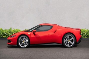 Ferrari 296 GTB, 2025