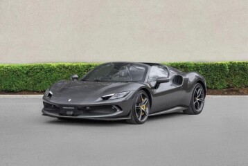 Ferrari 296 GTS, 2025