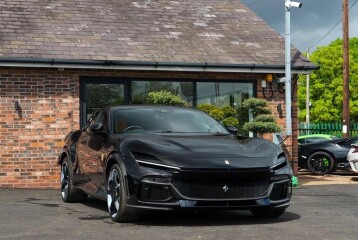 Ferrari Purosangue , 2025