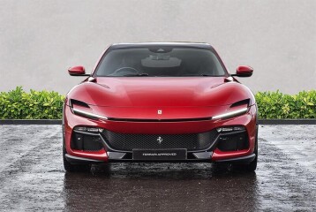 Ferrari Purosangue , 2025