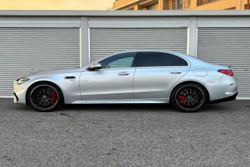 Mercedes C-class , 2025