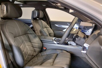 BMW i7 M70 xDrive, 2025
