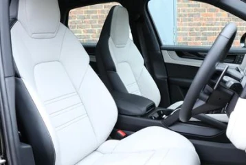 Porsche Cayenne S E-Hybrid, 2024