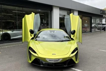 McLaren Artura PHEV 3.0 AMT, 2024