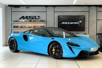 McLaren Artura PHEV 3.0 AMT, 2024