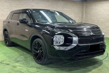 Mitsubishi Outlander Black Edition, 2023