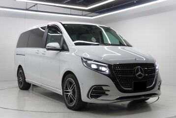 Mercedes V-class V220, 2025