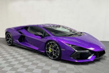 Lamborghini Revuelto , 2024
