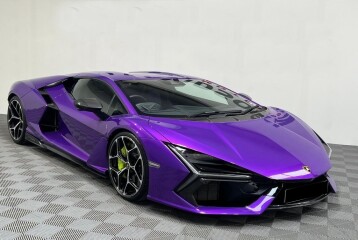Lamborghini Revuelto , 2024