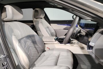 BMW 7 series 740i Excellence, 2024