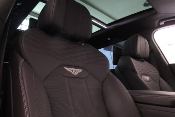 Bentley Bentayga EBW Azure, 2023