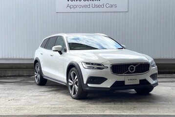 Volvo V60 Cross Country  Ultimate B5, 2023