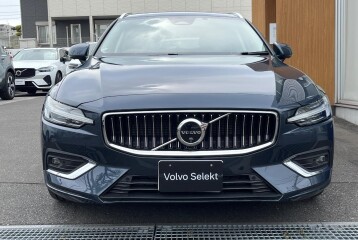 Volvo V60 Ultra B4, 2025