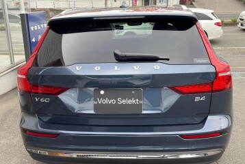 Volvo V60 Ultra B4, 2025