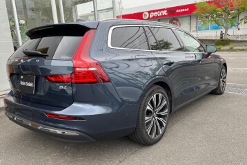 Volvo V60 Ultra B4, 2025