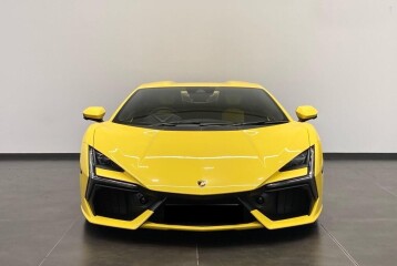 Lamborghini Revuelto , 2025