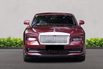 Rolls-Royce Spectre , 2025