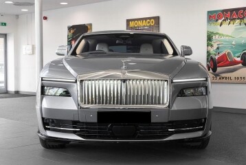 Rolls-Royce Spectre , 2025