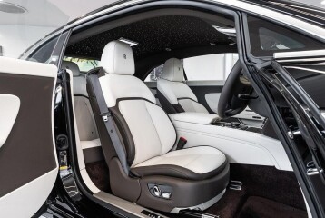 Rolls-Royce Spectre , 2025