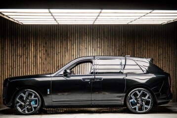Rolls-Royce Cullinan Black Badge, 2025