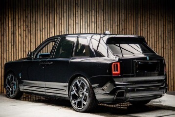 Rolls-Royce Cullinan Black Badge, 2025