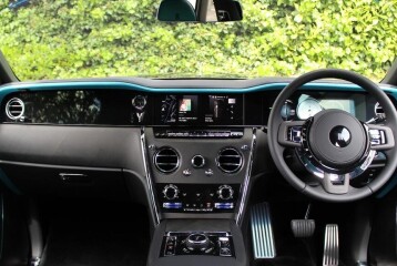 Rolls-Royce Cullinan , 2026