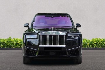 Rolls-Royce Cullinan , 2026