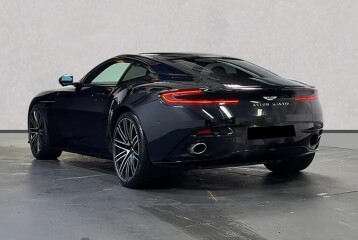 Aston Martin DB12 , 2024