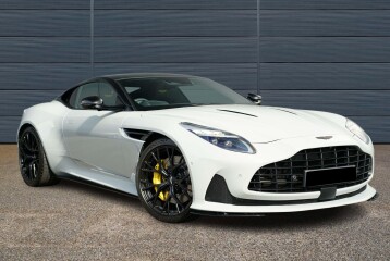 Aston Martin DB12 , 2026