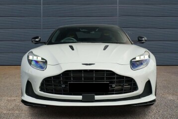 Aston Martin DB12 , 2026