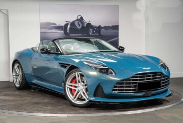 Aston Martin DB12 , 2026