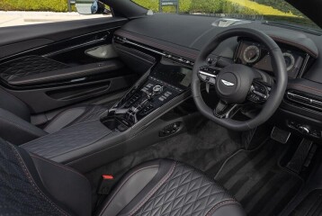 Aston Martin DB12 Volante, 2026