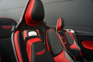 Aston Martin DB12 Volante, 2026