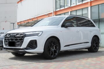 Audi Q7 55 TFSI Quattro, 2025