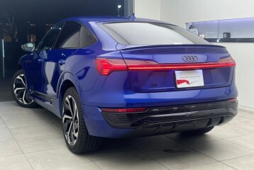 Audi Q8 Sportback e-tron 55 Quattro S line, 2023