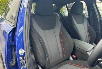 BMW 3 series 318i M Sport, 2025