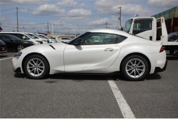 Toyota Supra SZ, 2025