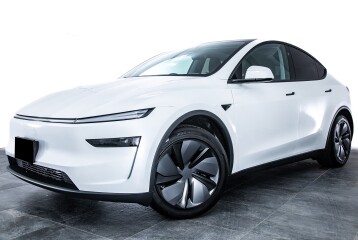 Tesla Model Y Long Range, 2025