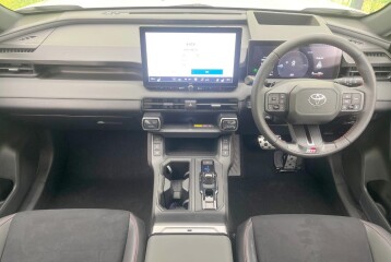 Toyota RAV4 Hybrid GR E-Four, 2026