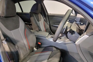 BMW 3 series 318i M Sport, 2025