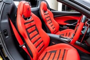 Ferrari 296 GTS, 2025