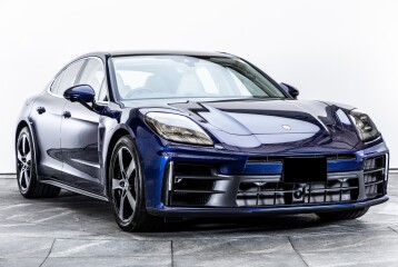 Porsche Panamera , 2024