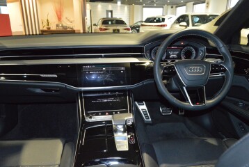 Audi A8 55 TFSI Quattro, 2022