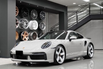 Porsche 911 Turbo S, 2025