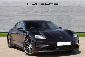 Porsche Taycan Sport Turismo, 2025