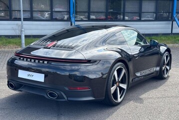 Porsche 911 Carrera, 2024